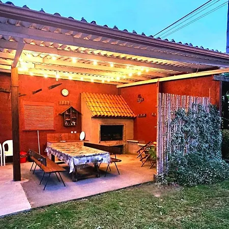 Vivienda Maria Lourdes 別荘