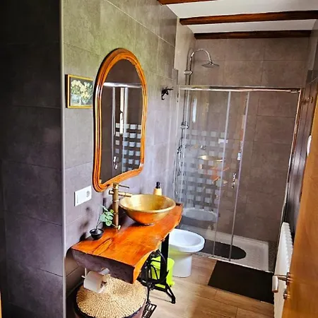 Vivienda Maria Lourdes * Brion