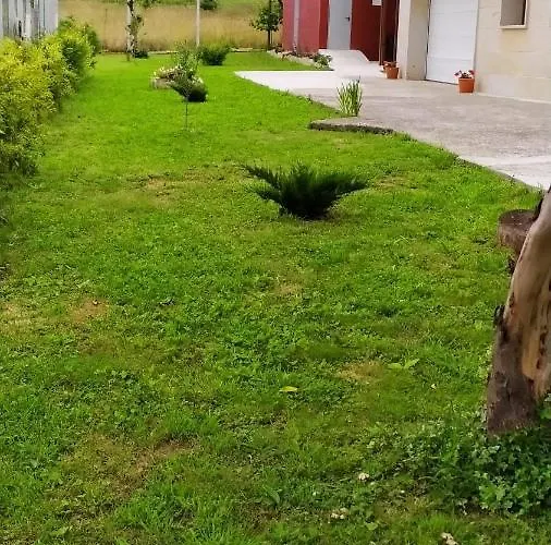 Vivienda Maria Lourdes *